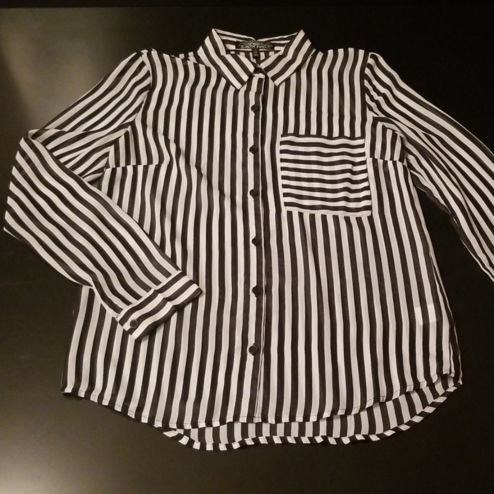 ☯️ Almost Famous blk/wht striped long sleeved top